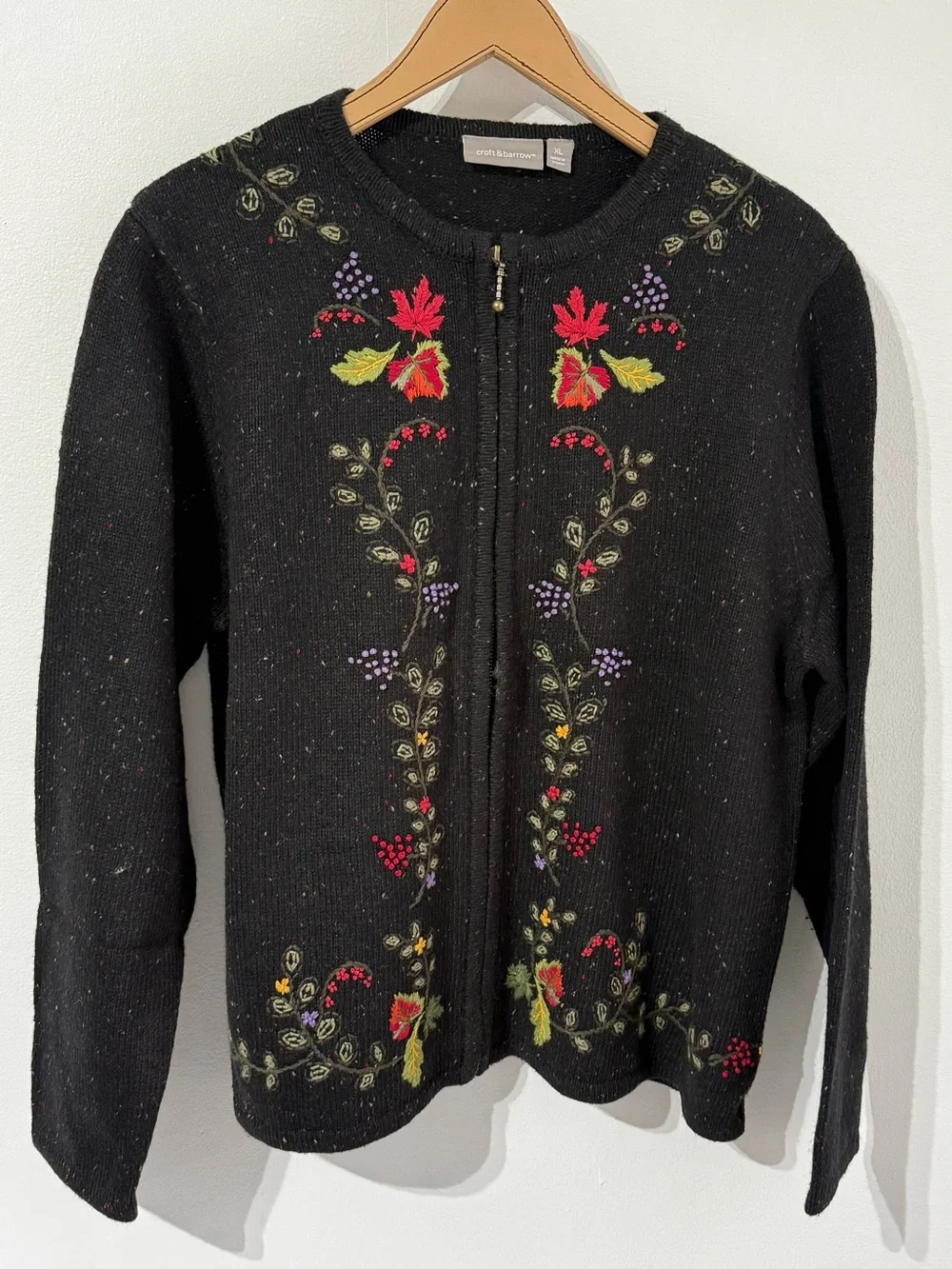 Croft & Barrow Full Zip Heavy Weight Cardigan Sweater. Vine Embroidery. Size XL